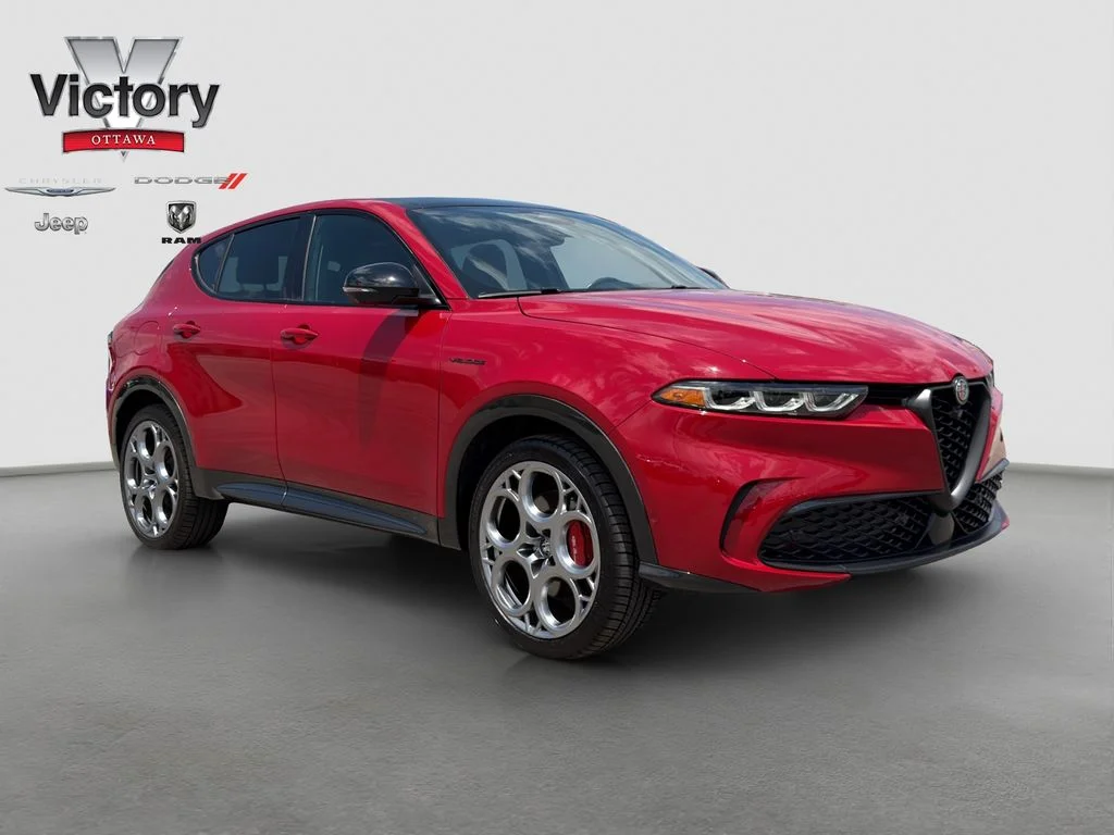 Used 2024 Red Alfa Romeo Veloce image 8
