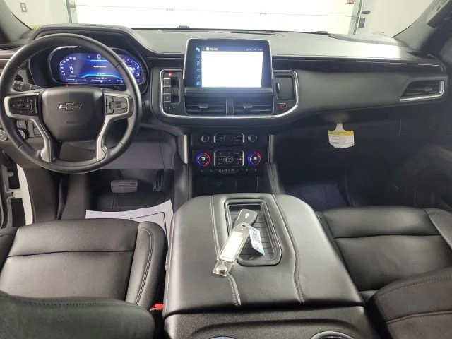 Used 2023 Summit White Chevrolet Z71 image 9