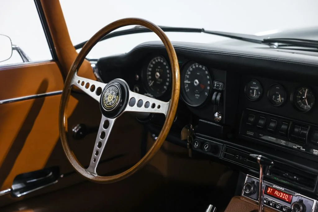 Used 1972 Green Jaguar  image 23