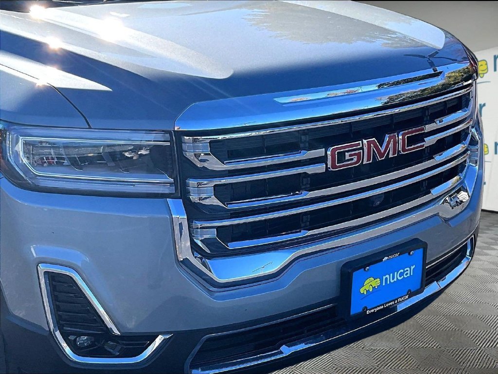 Used 2023 Silver GMC SLT image 33
