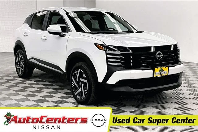 2025 Nissan Kicks 2.0 SV's photo