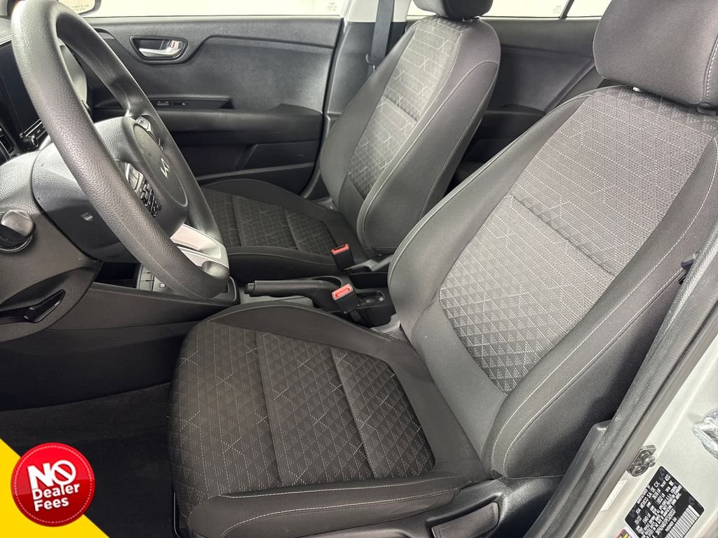 2023 Kia Rio LX - Photo 9
