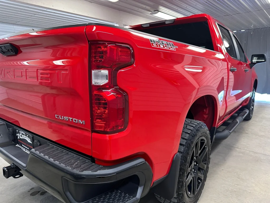2023 Chevrolet Silverado 1500 Custom - Photo 24