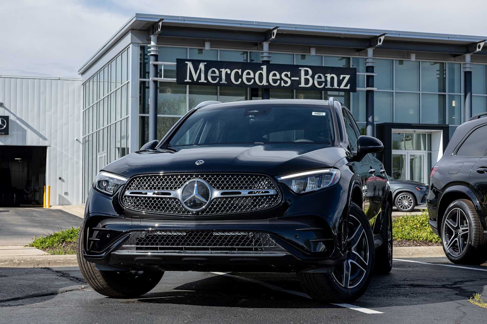 2026 Mercedes-Benz GLC Base