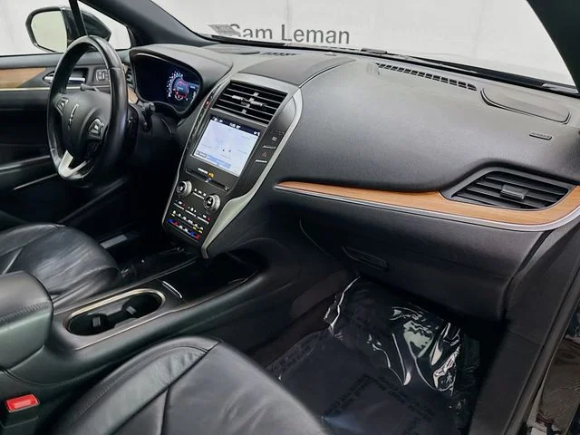 Used 2019 Black Lincoln Reserve image 30