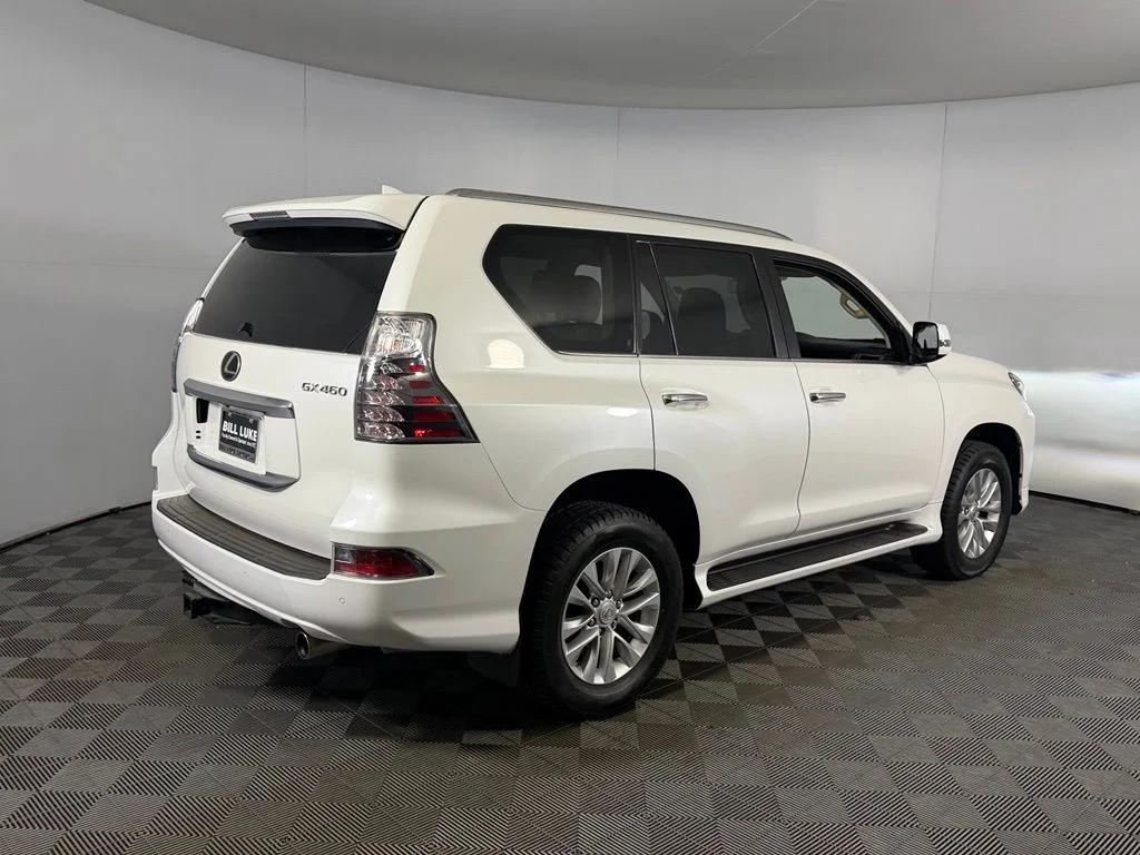 Used 2021  Lexus 460 image 6