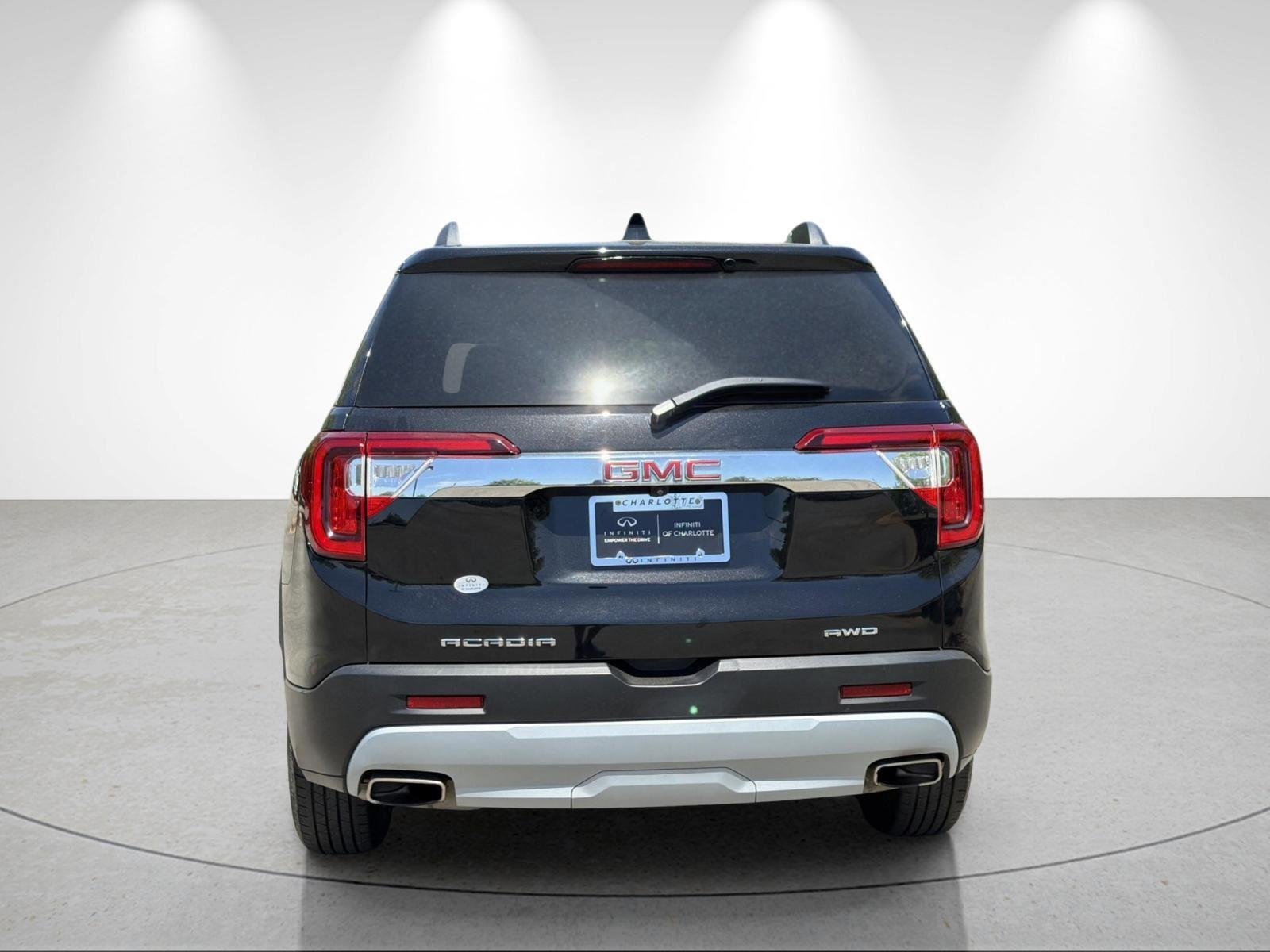 Used 2023 Ebony Twilight Metallic GMC SLE image 4