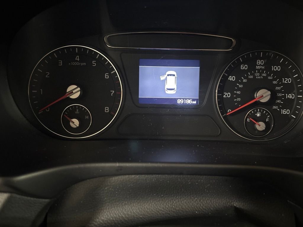 Used 2020 Black Kia LX image 16
