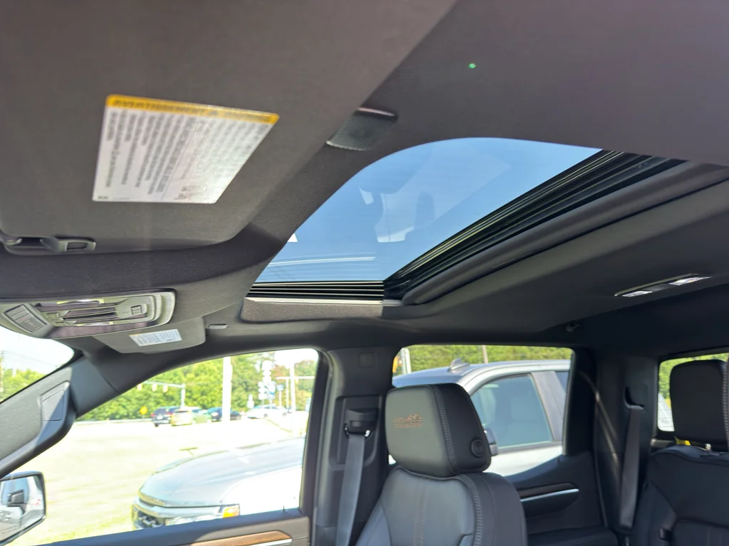 2026 Chevrolet Silverado 1500 High Country - Photo 35