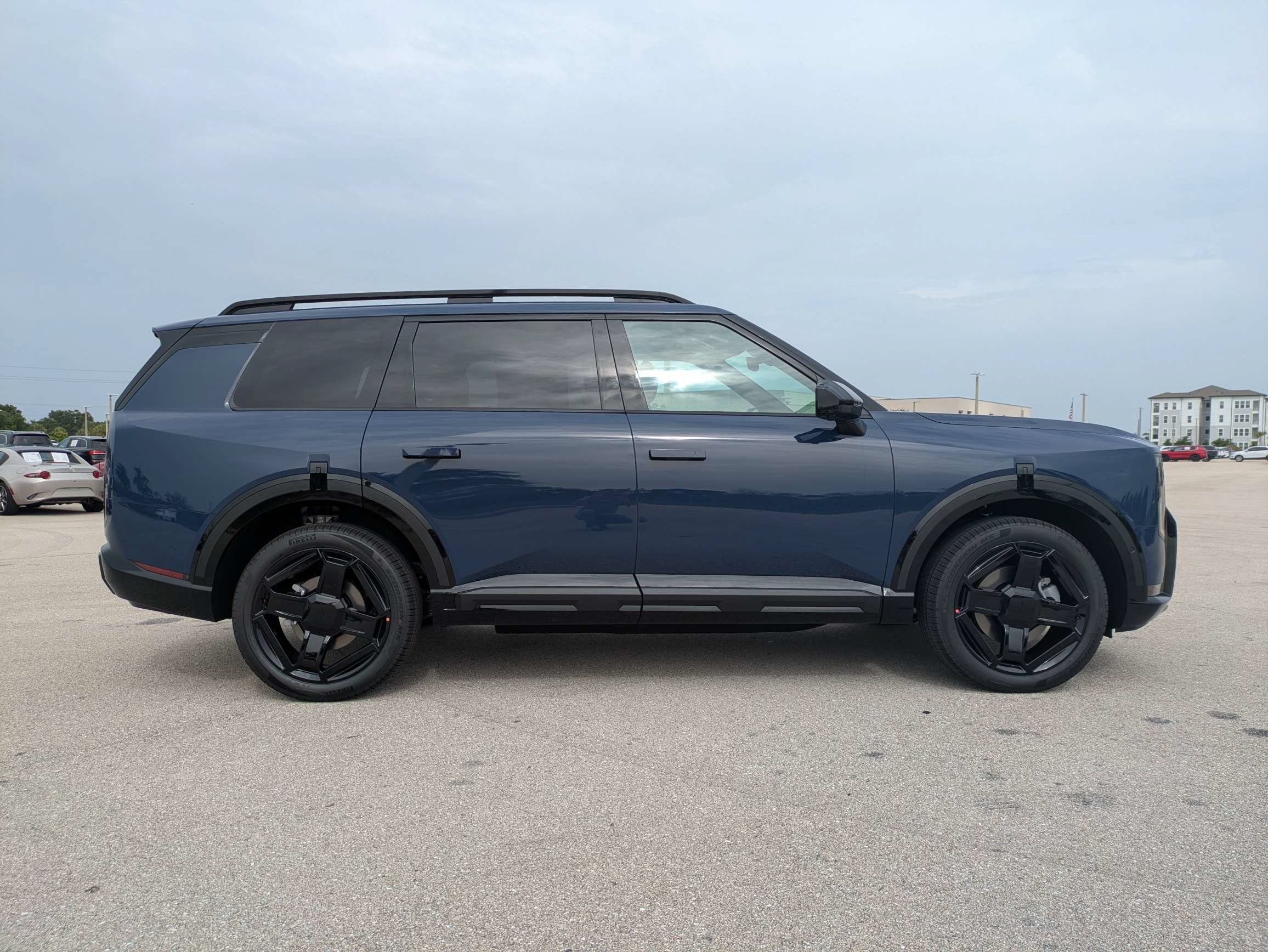 New 2027 Midnight Lake Blue Kia X-LINE SX image 4
