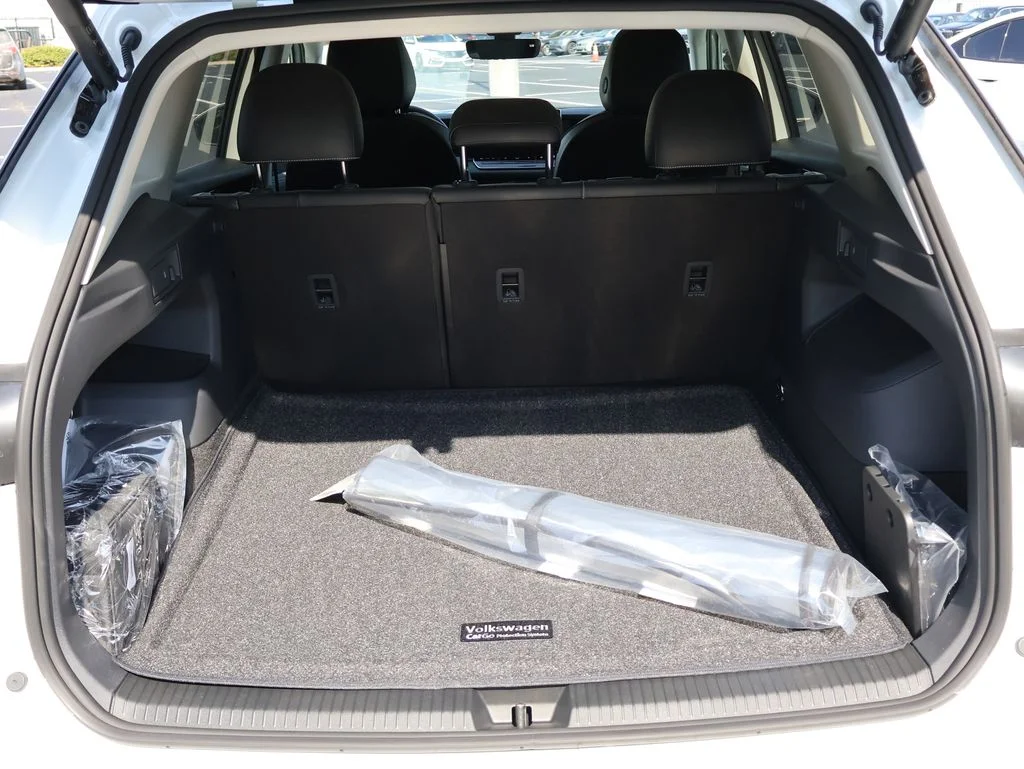 New 2026 White Volkswagen 2.0T SE image 14