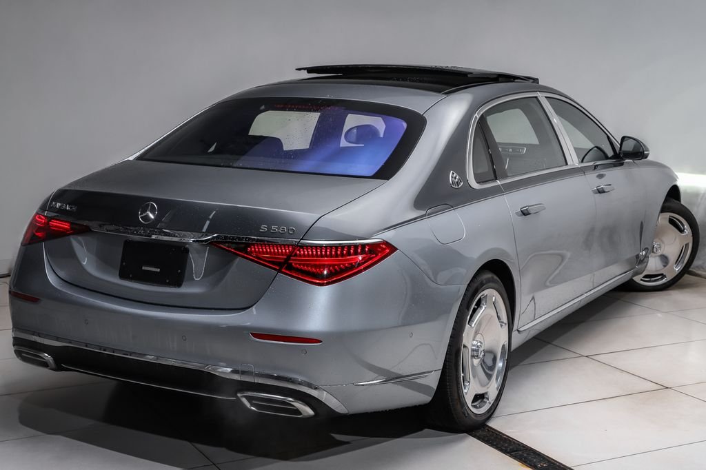 Certified Used 2024  Mercedes-Benz Maybach S 580 image 3
