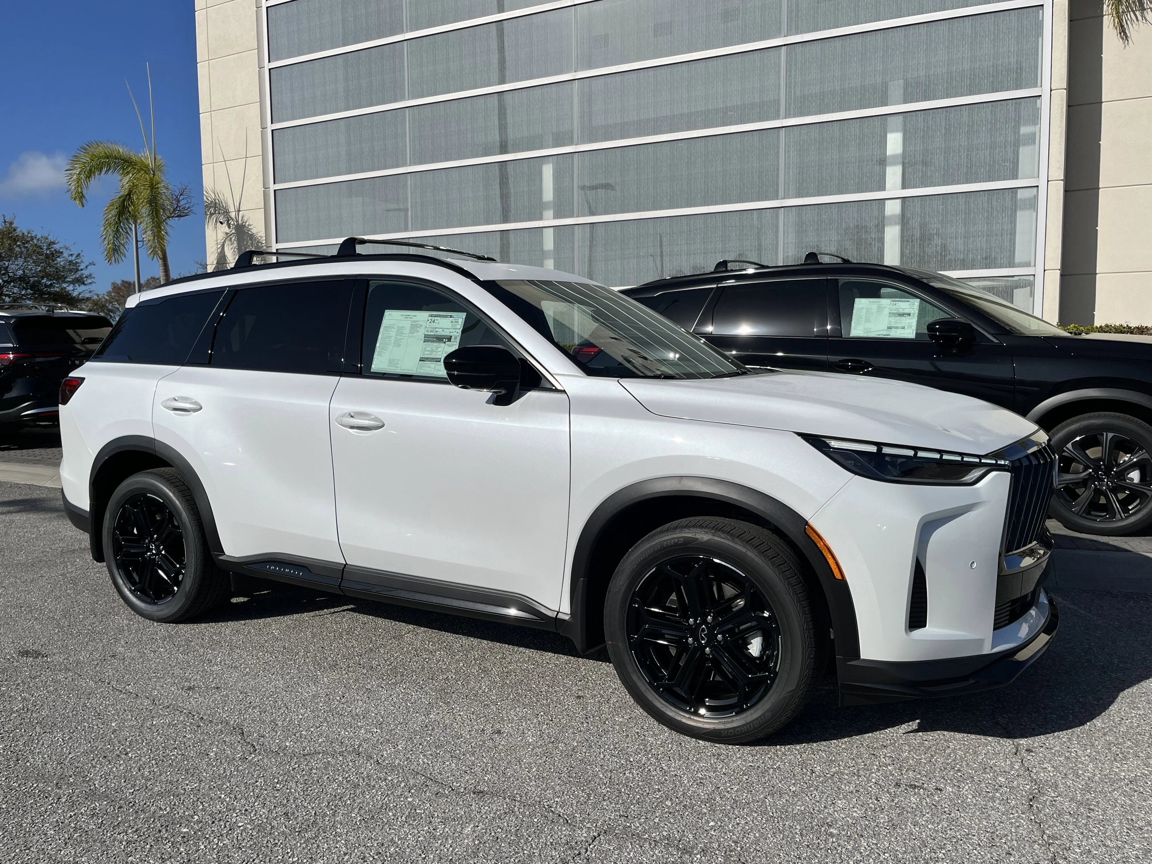 New 2026 Radiant White INFINITI SPORT image 8