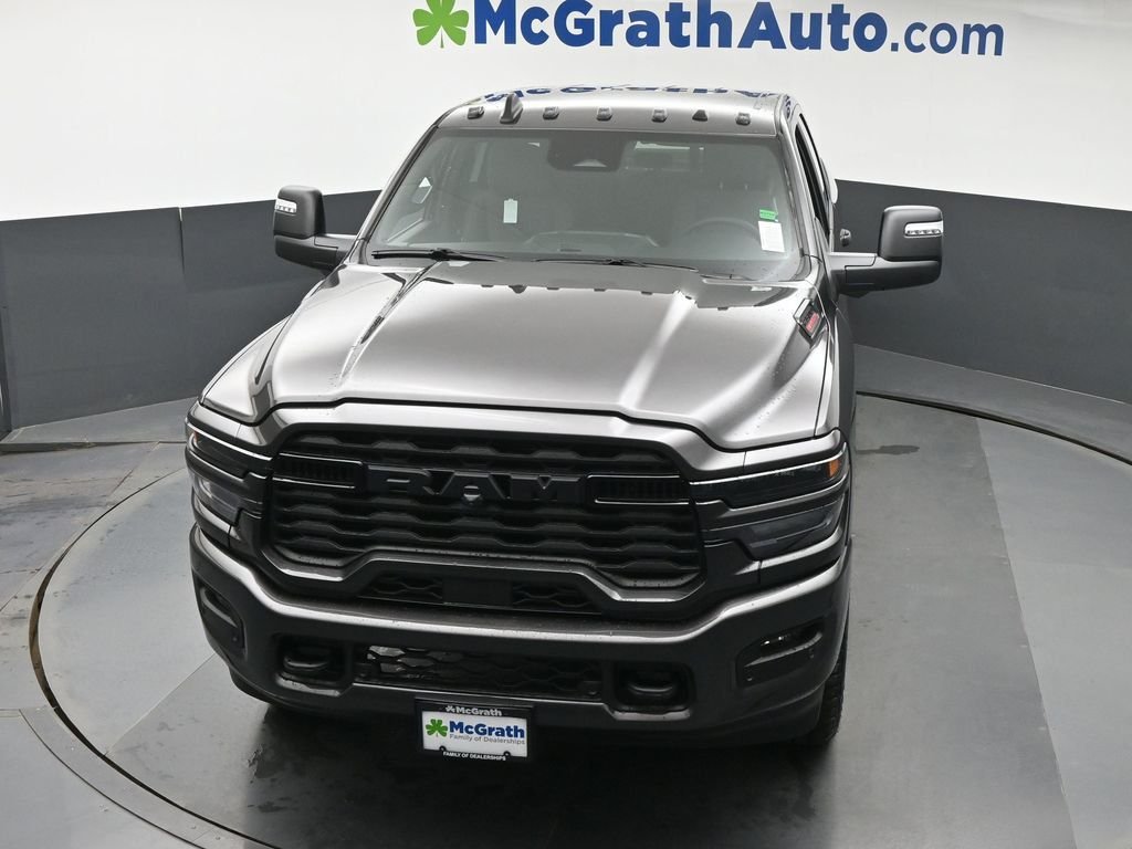 New 2026 Granite Crystal Metallic Clear-Coat Exterior Paint RAM Big Horn image 26