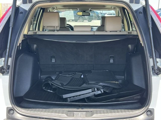 Used 2018  Honda Touring image 40