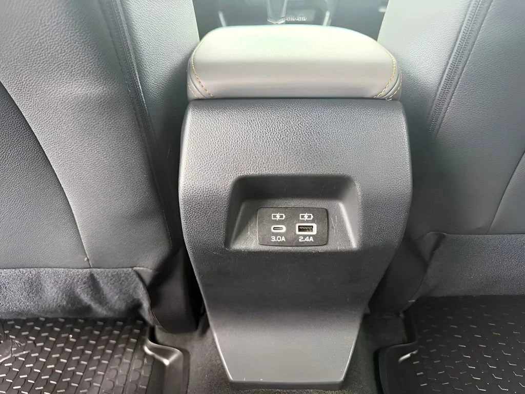 Used 2024  Subaru Wilderness image 27