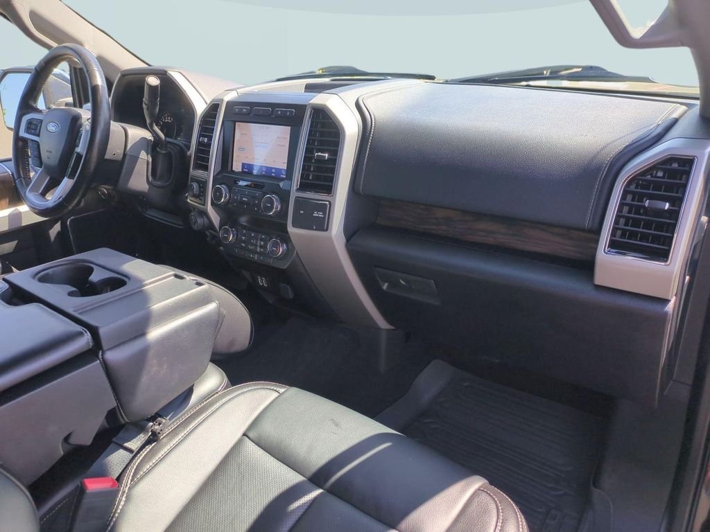 Used 2020 Black Ford Lariat image 29