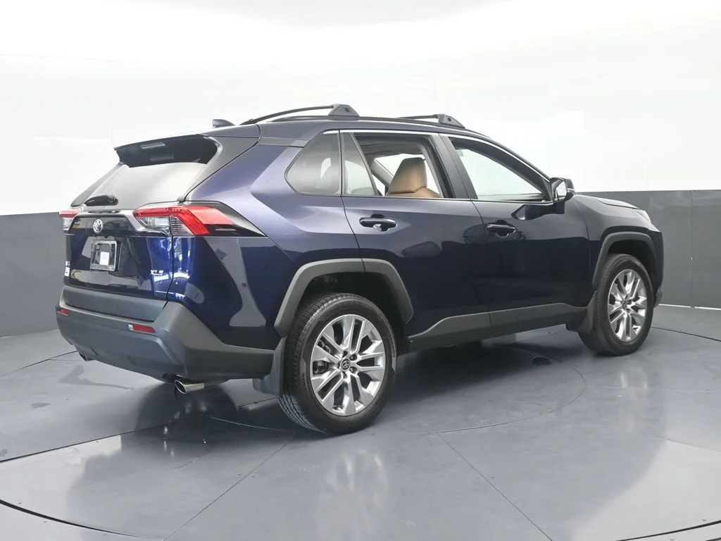 Used 2025 Blueprint Toyota XLE Premium image 5