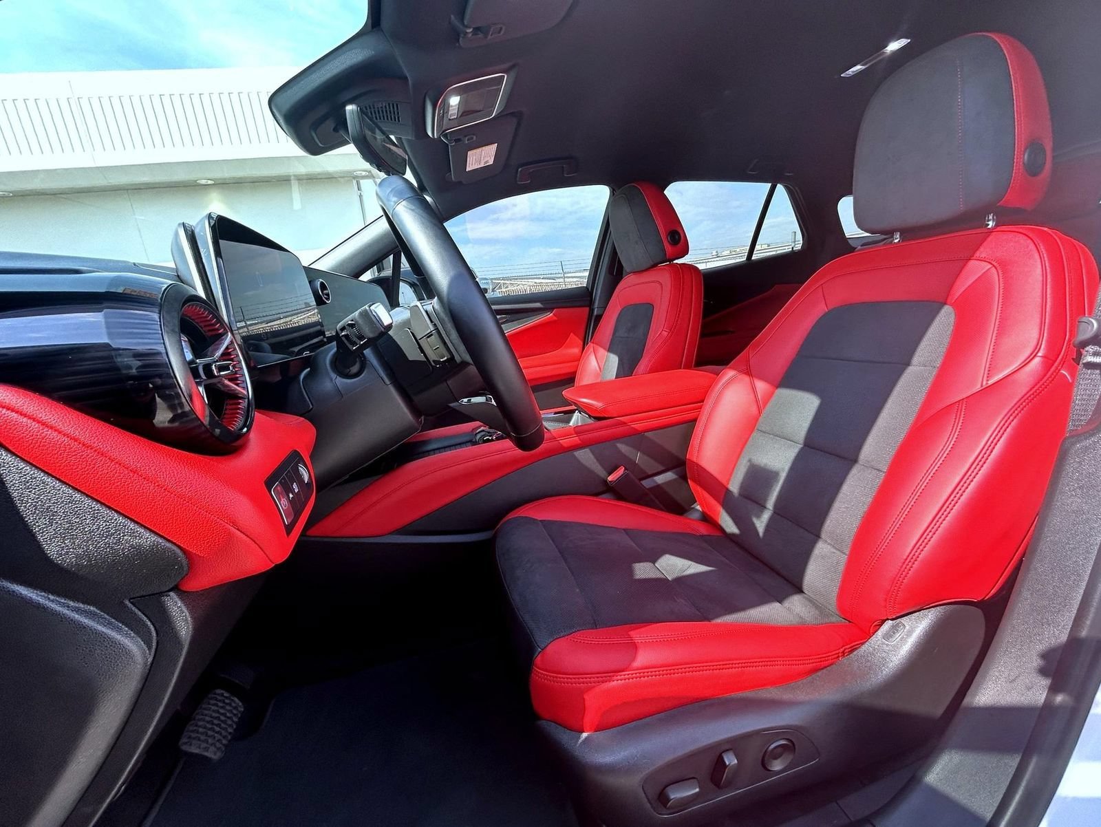 2024 Chevrolet Blazer EV RS - Photo 11