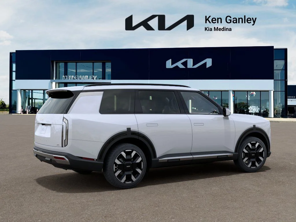 New 2027 Glacial White Pearl Kia S image 6