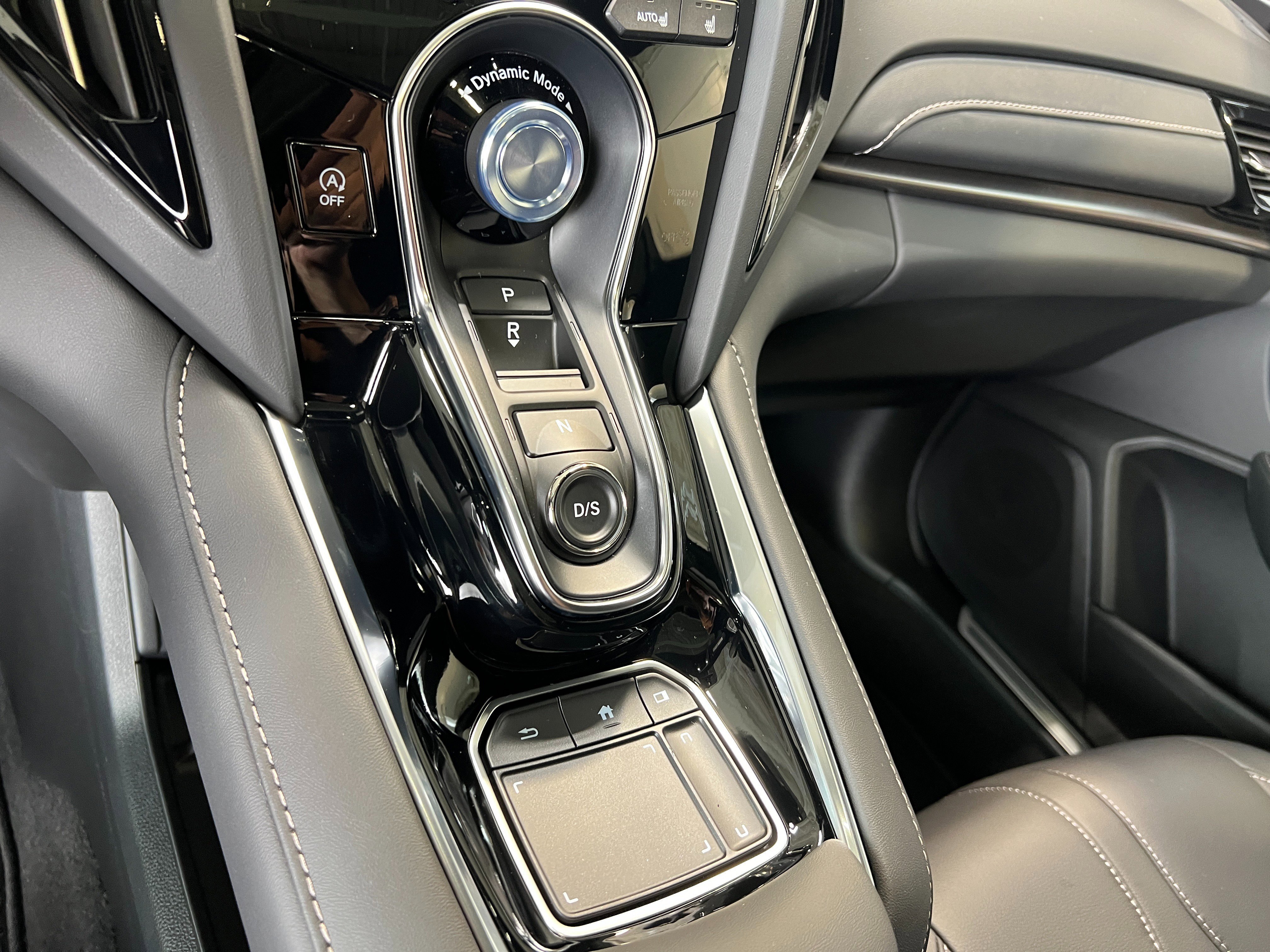 New 2026 Platinum White Pearl Acura  image 24