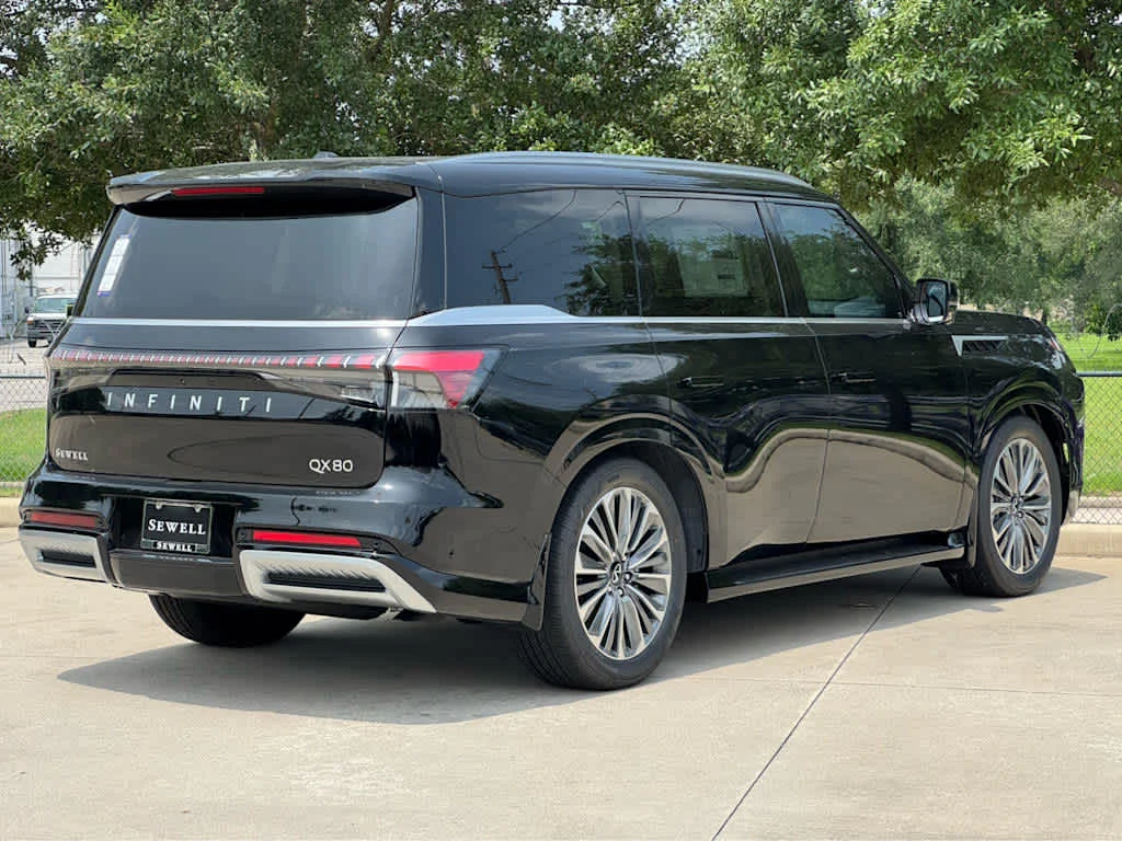 New 2026 BLACK OBSIDIAN INFINITI Luxe 2WD image 3