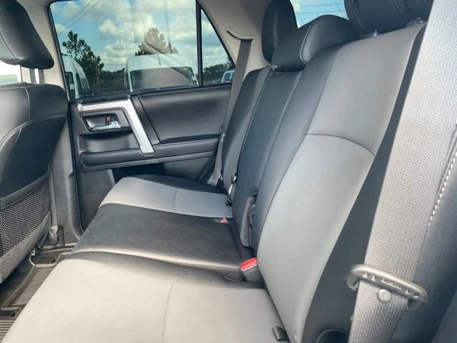 Used 2023 Silver Toyota SR5 Premium image 33