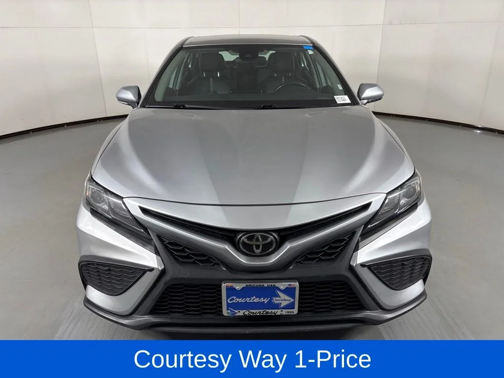 Used 2024 Silver Toyota SE image 4