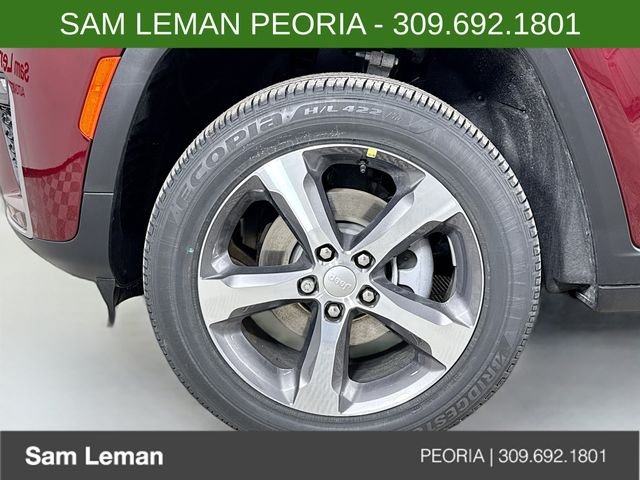 New 2026 Velvet Red Pearl-Coat Exterior Paint Jeep Limited image 28