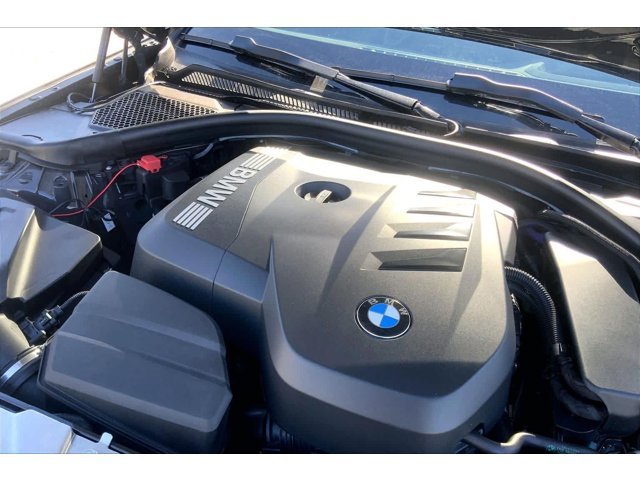 2026 BMW 3 Series 330i - Photo 17