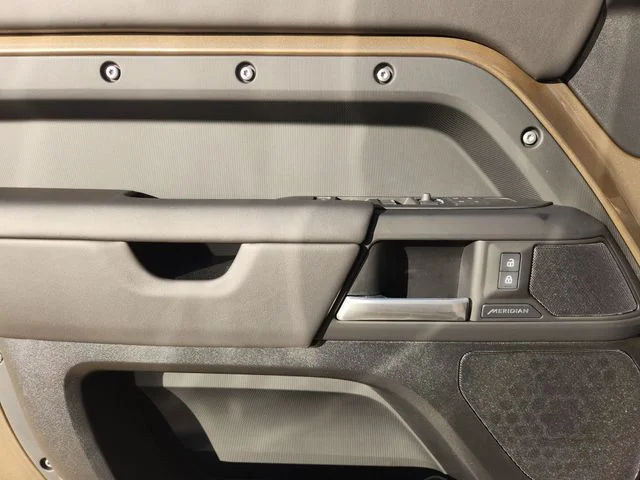 Used 2026 Beige Land Rover S image 16