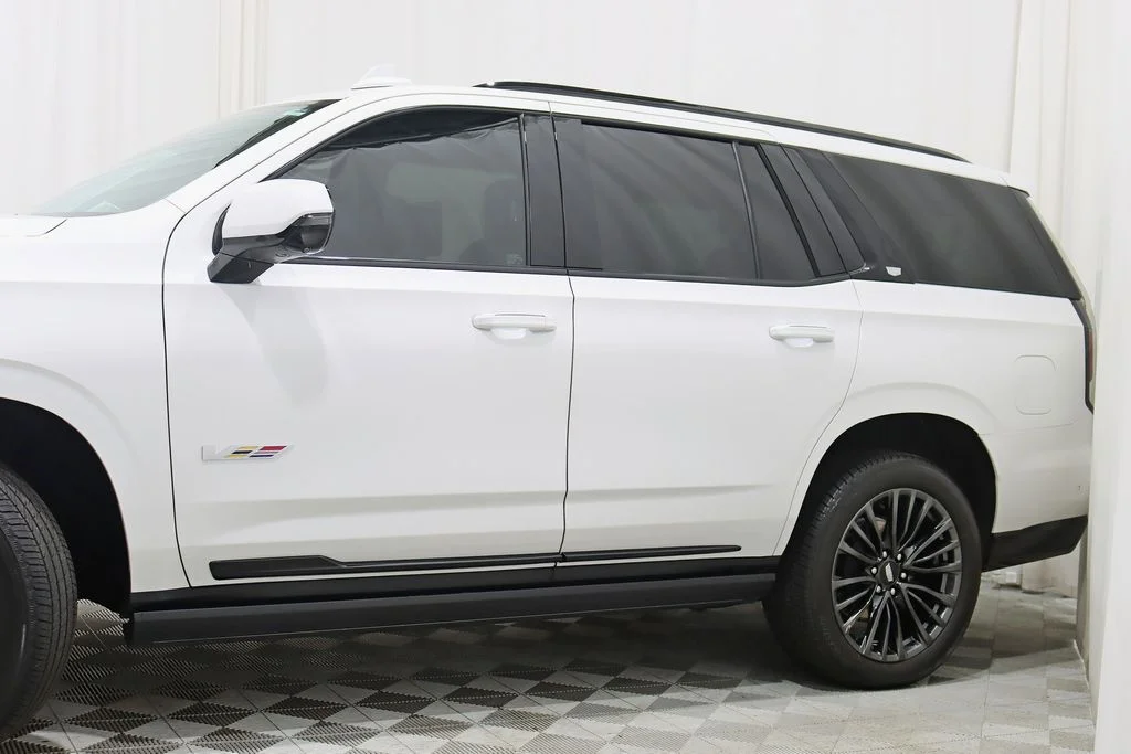 Used 2024 White Cadillac V-Series image 4