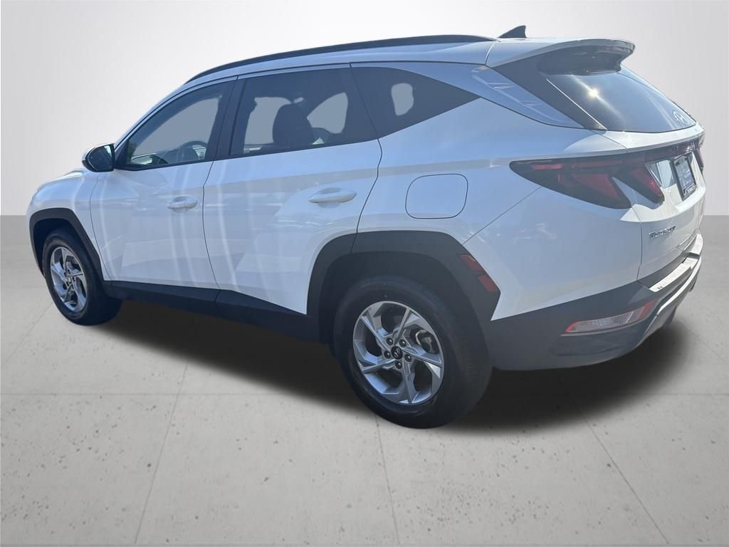 Used 2024 White Pearl Hyundai SEL image 9