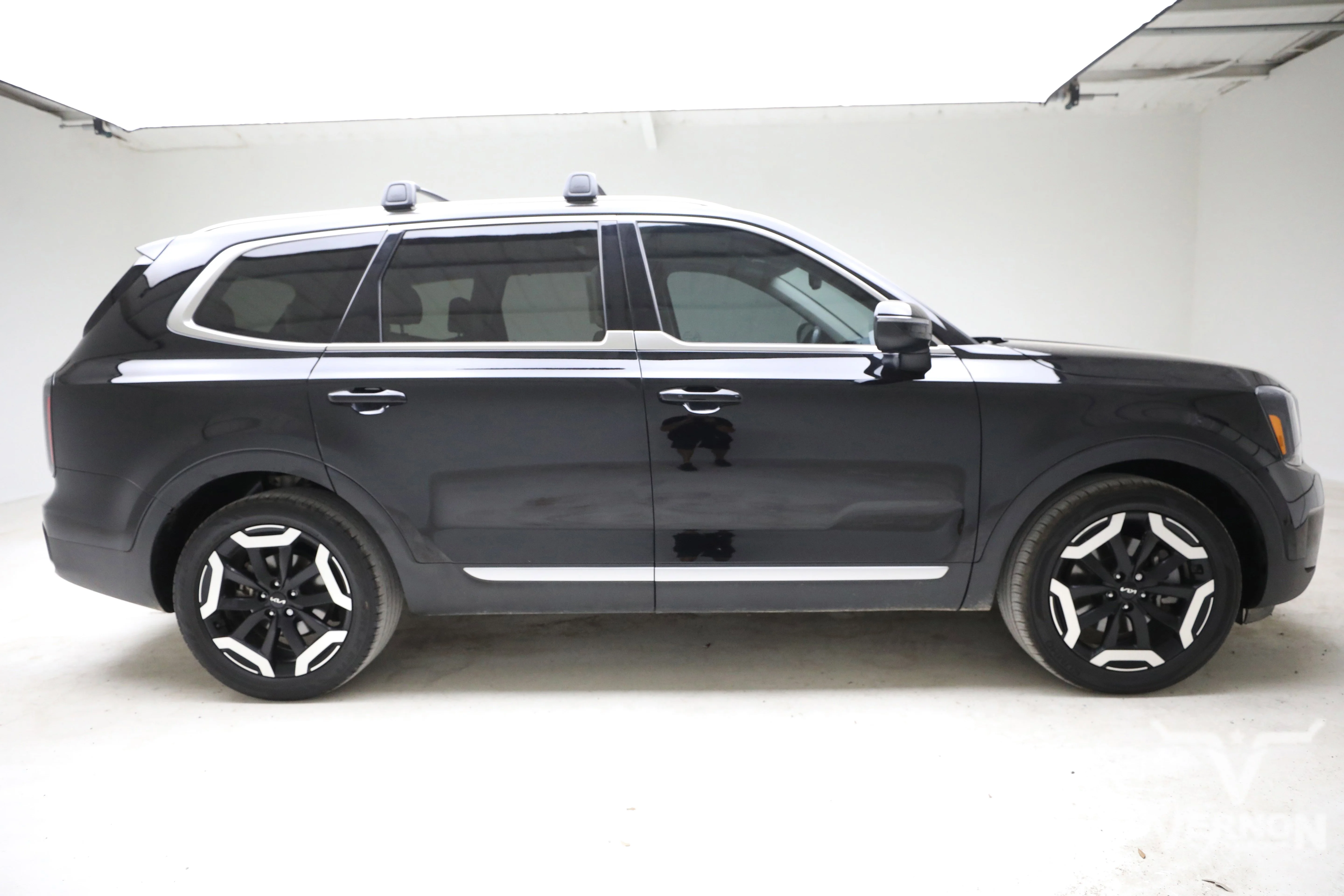Pre-Owned 2024 Kia Telluride EX FWD