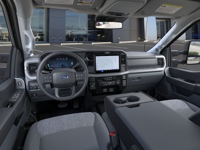 New 2026 Carbonized Gray Metallic Ford XLT image 31