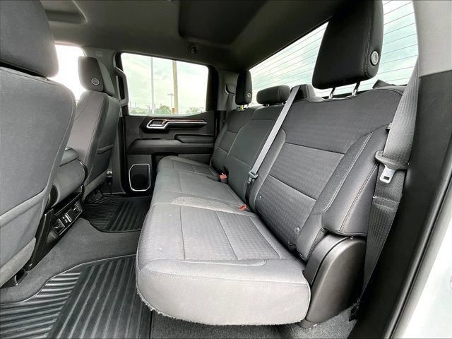 Used 2022 Summit White Chevrolet LT image 15