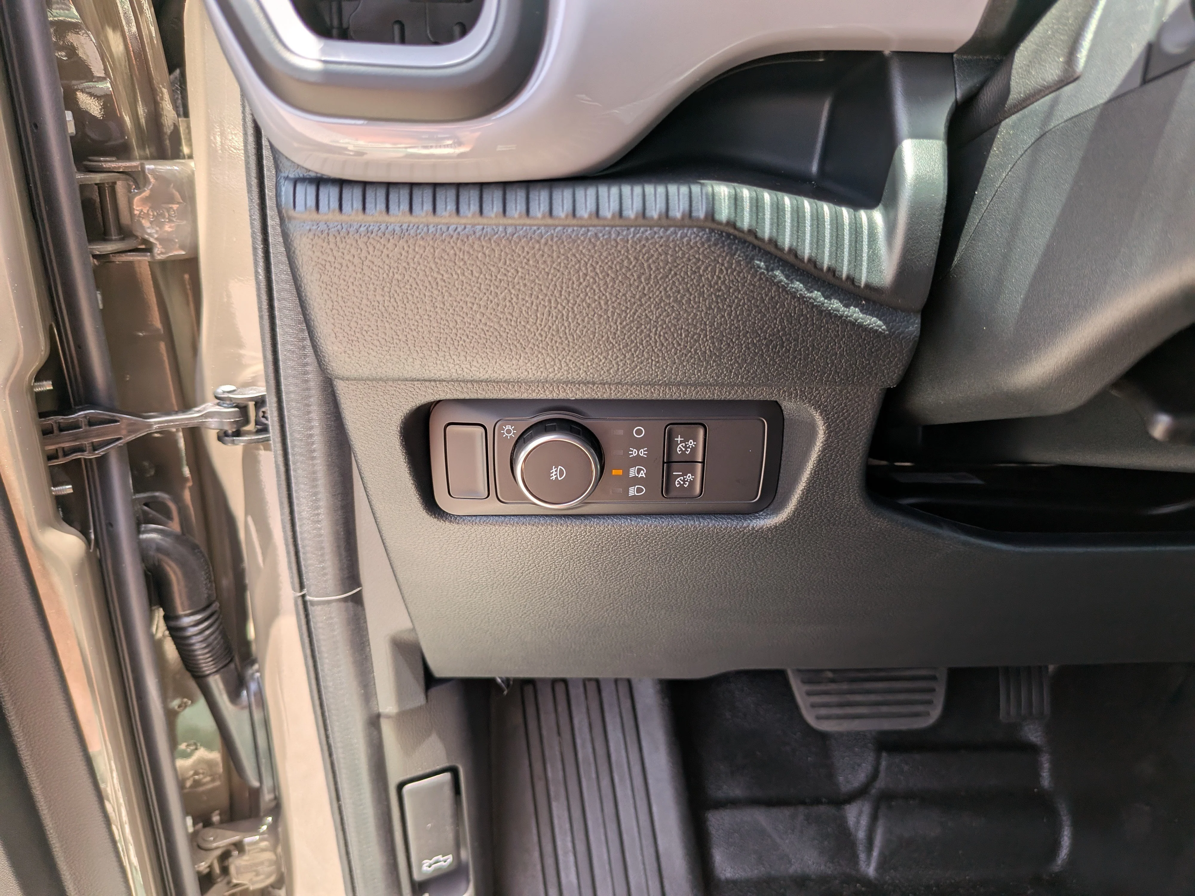 New 2026 Marsh Gray Ford XL image 26