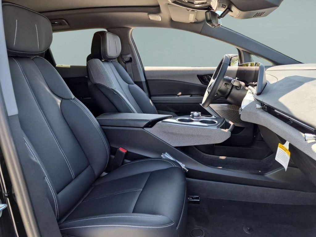 2027 Cadillac OPTIQ Luxury - Photo 27