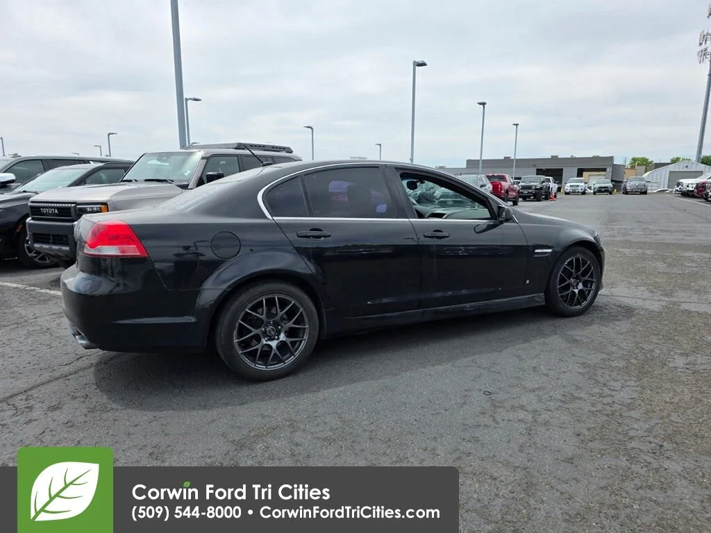 Used 2009 Pontiac G8 Base with VIN 6G2ER57789L168984 for sale in Pasco, WA