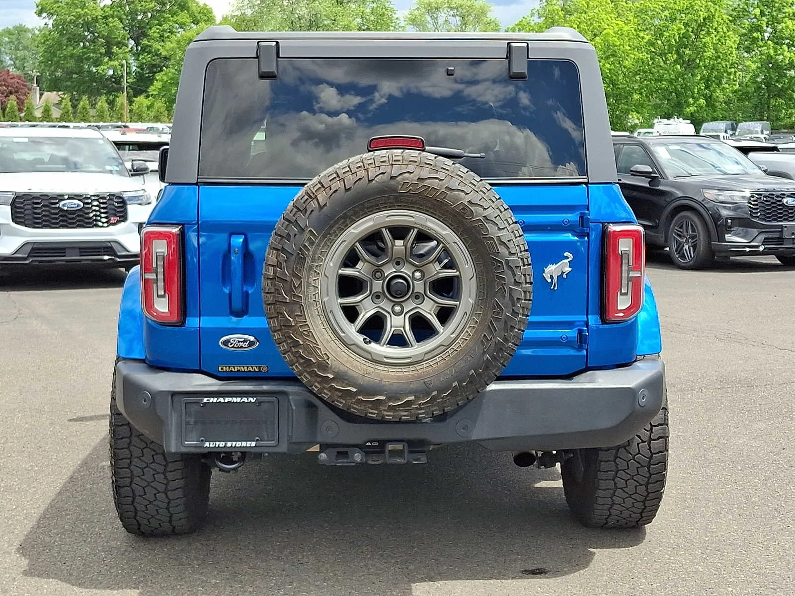 Used 2022 Velocity Blue Metallic Ford Outer Banks image 5