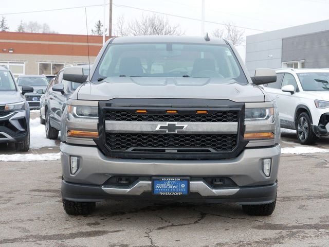 Used 2017 Chevrolet Silverado 1500 LT with VIN 3GCUKREC1HG398572 for sale in Inver Grove Heights, Minnesota