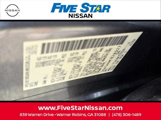 Used 2021 Gray Nissan S image 17