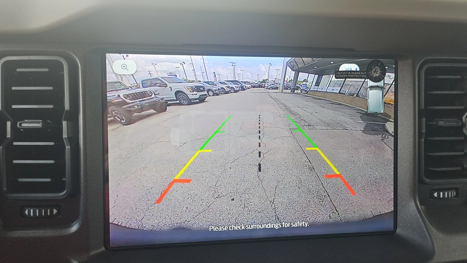 New 2026 Avalanche Gray Ford Big Bend 4-Dr 4WD image 19