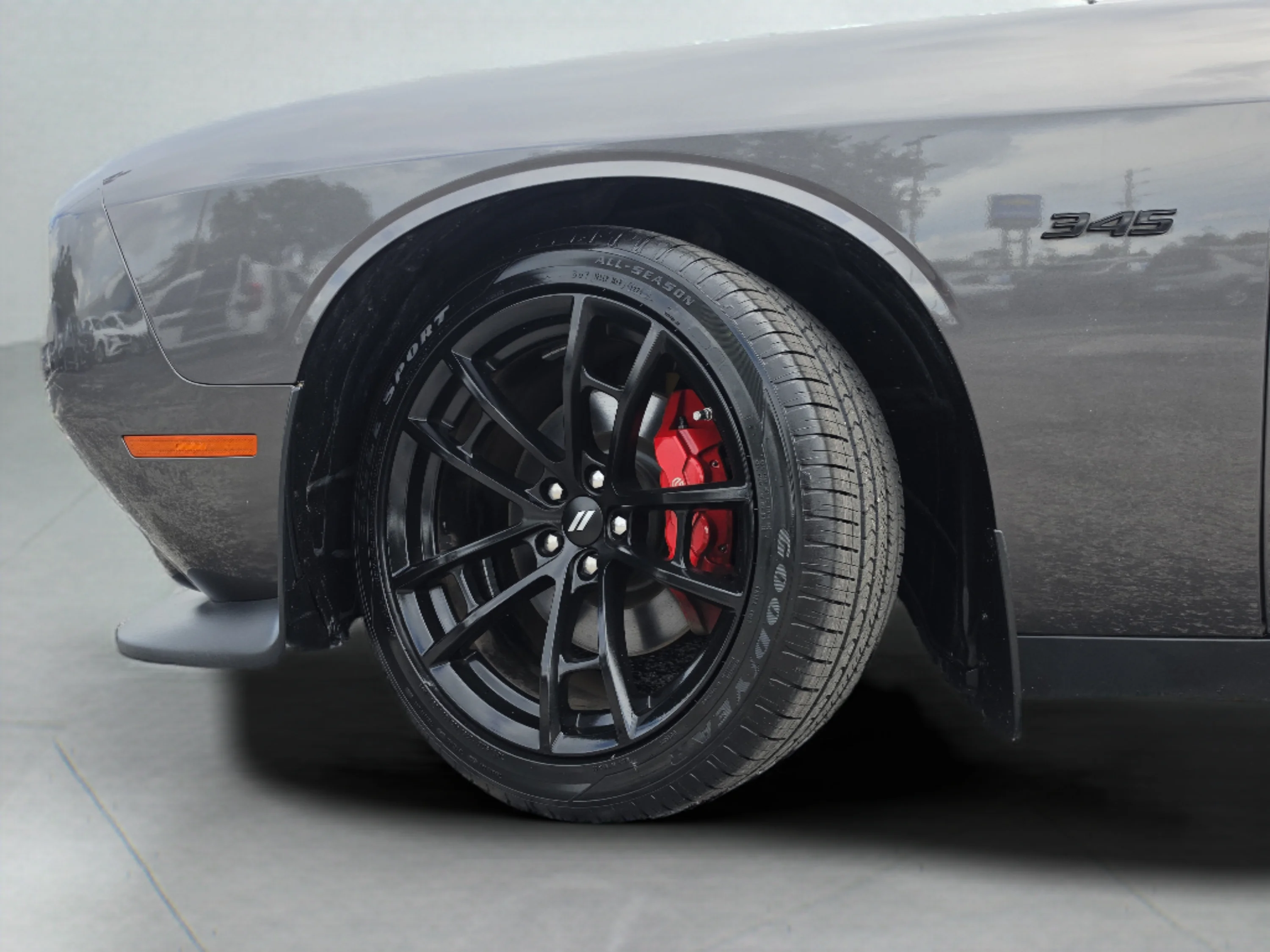 Used 2023 Granite Pearlcoat Dodge R/T image 38