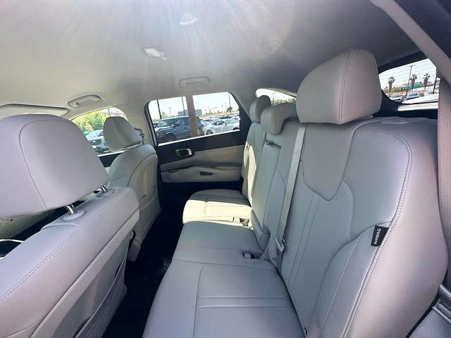 New 2026 Glacial White Pearl Kia S image 24