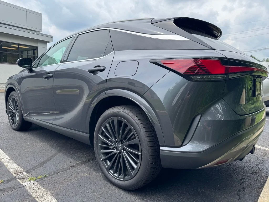 Used 2026 Gray Lexus 350h Premium image 3