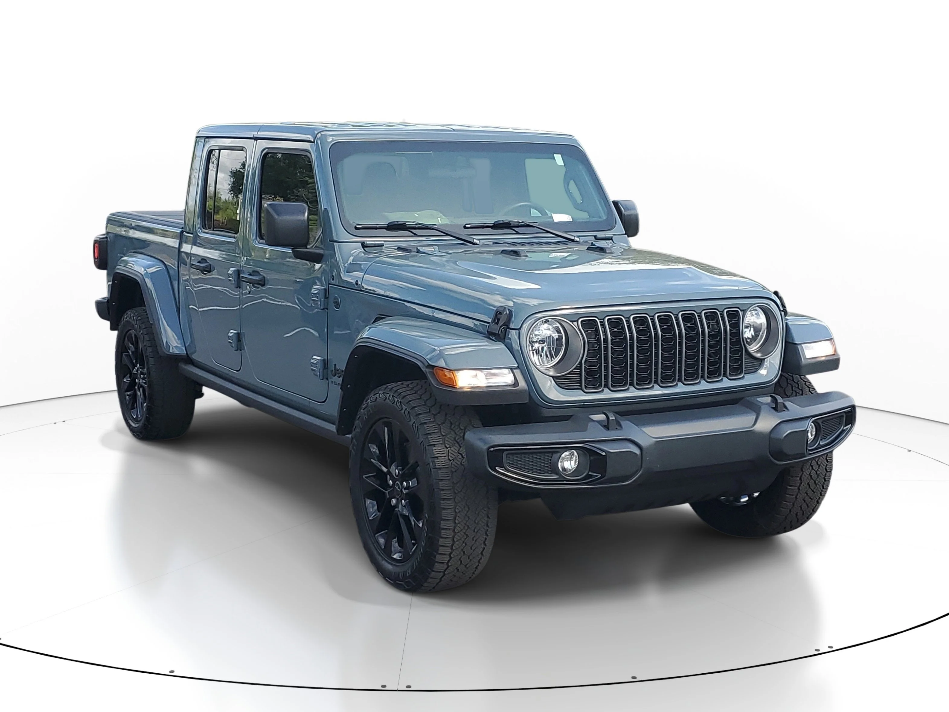 2025 Jeep Gladiator Nighthawk Auto's photo