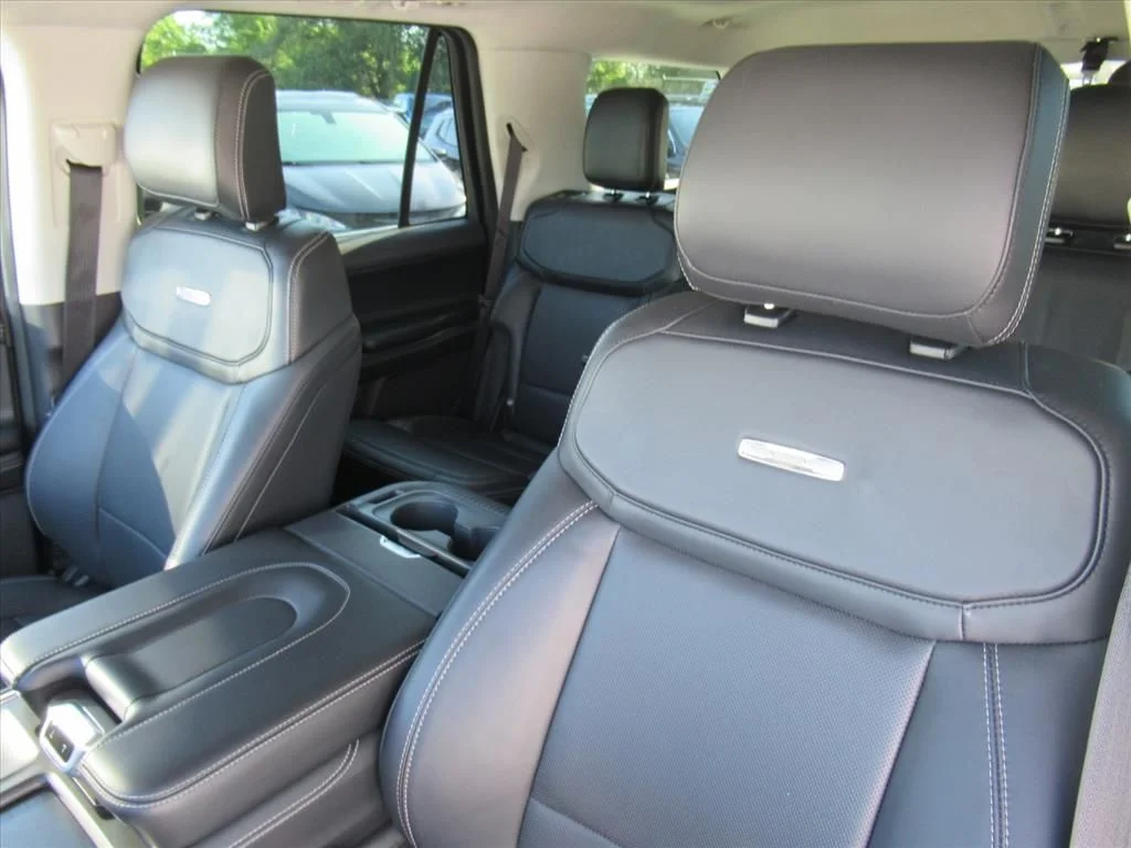 Used 2025 Silver Ford Platinum image 17