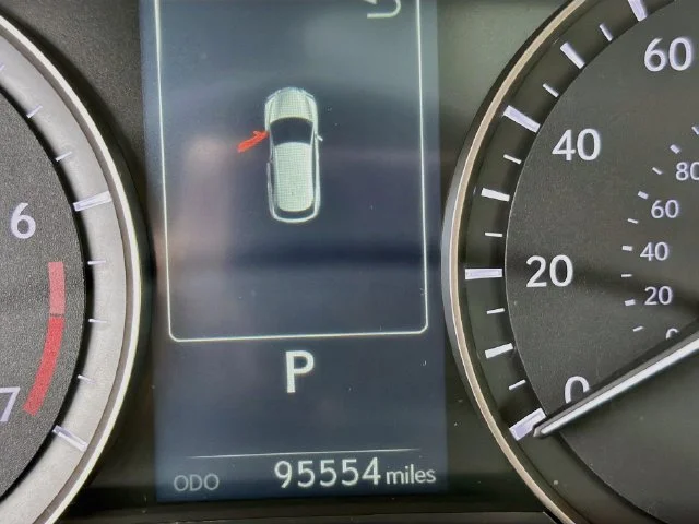 Used 2022 White Lexus 350 image 9