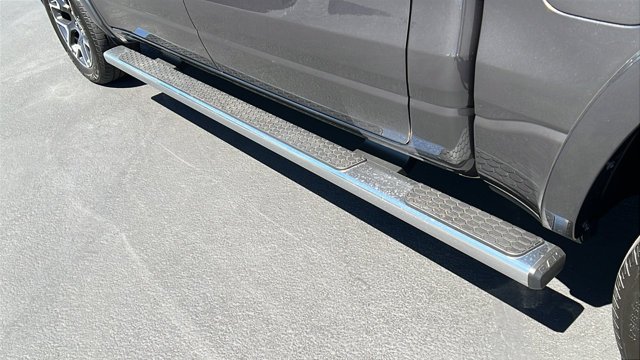 New 2026 Granite Crystal Metallic Clear-Coat Exterior Paint RAM Laramie image 23